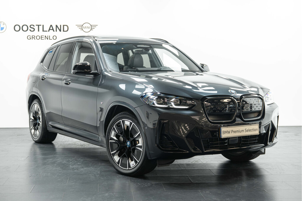 BMW iX3 40