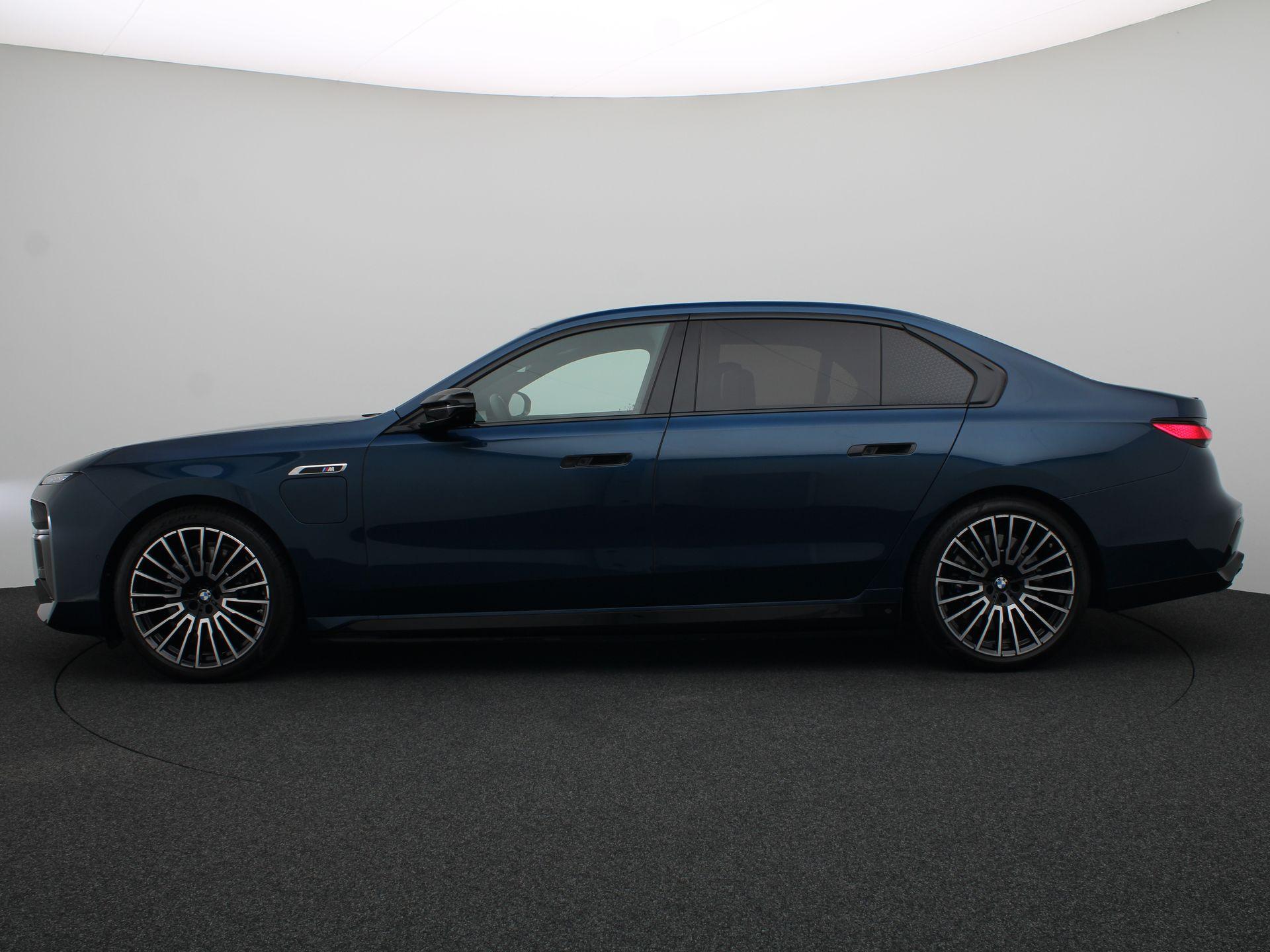BMW 7 Serie M760e xDrive - Afbeelding 4