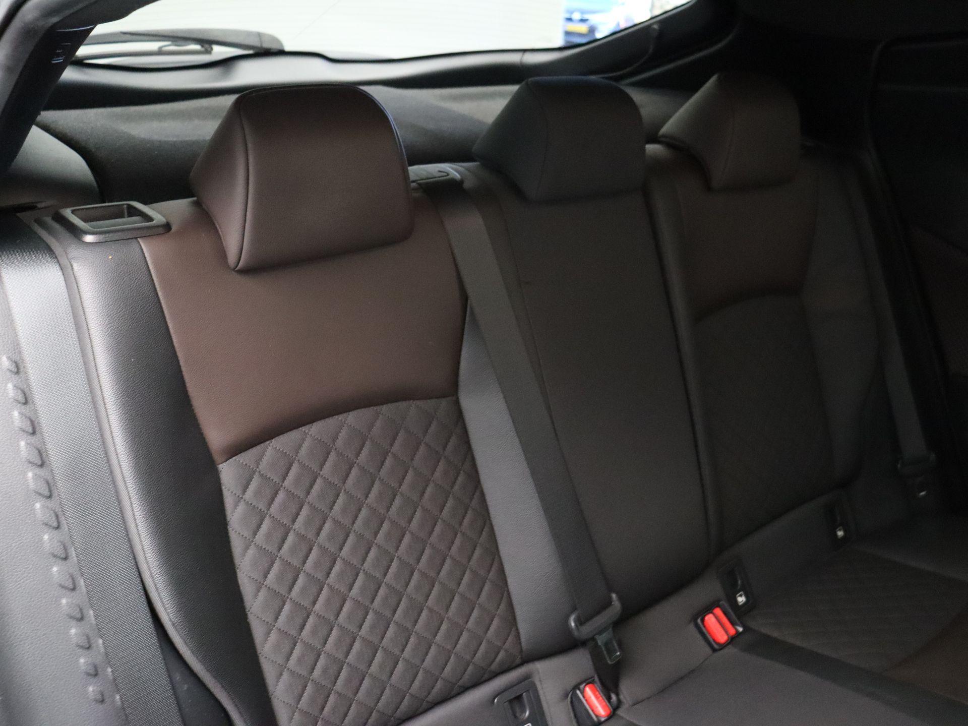 Toyota C-HR 1.2 First Edition - Afbeelding 11