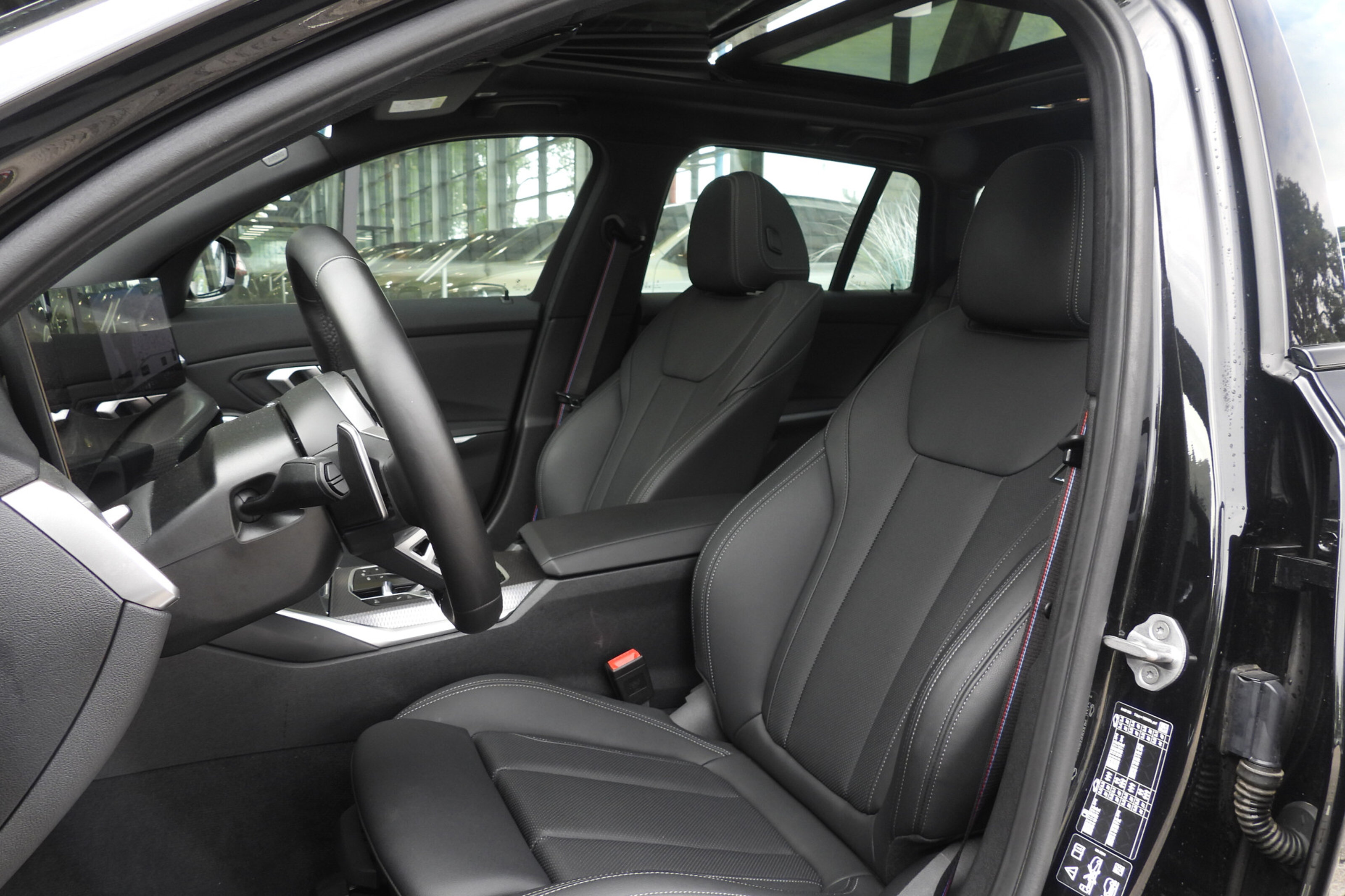 BMW 3 Serie Touring 330i xDrive M Sport Automaat