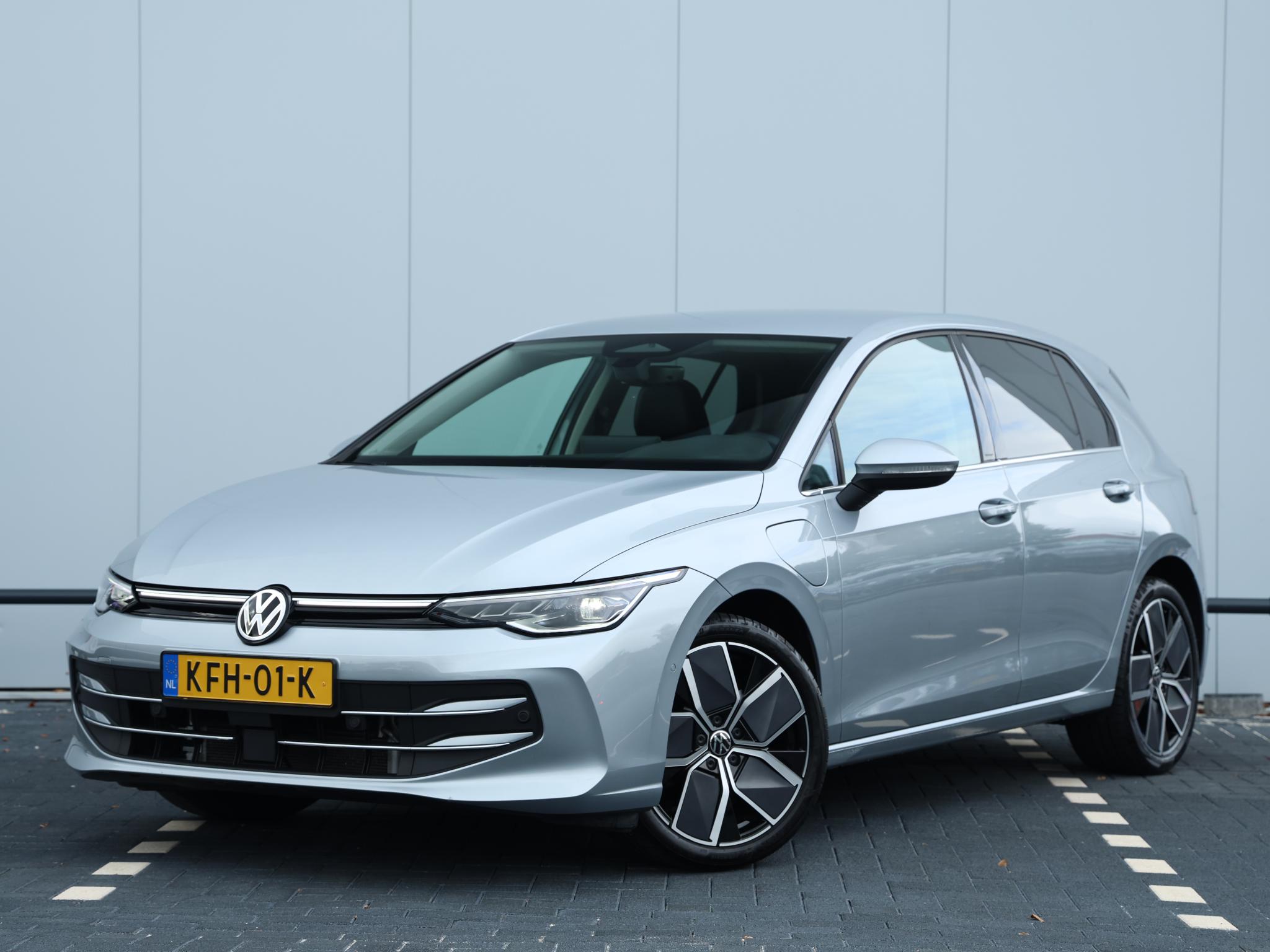 Volkswagen Golf 1.5 eHybrid Style Edition