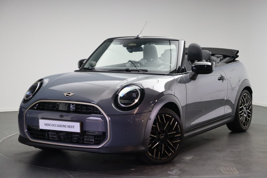 MINI Cooper Cabrio 1