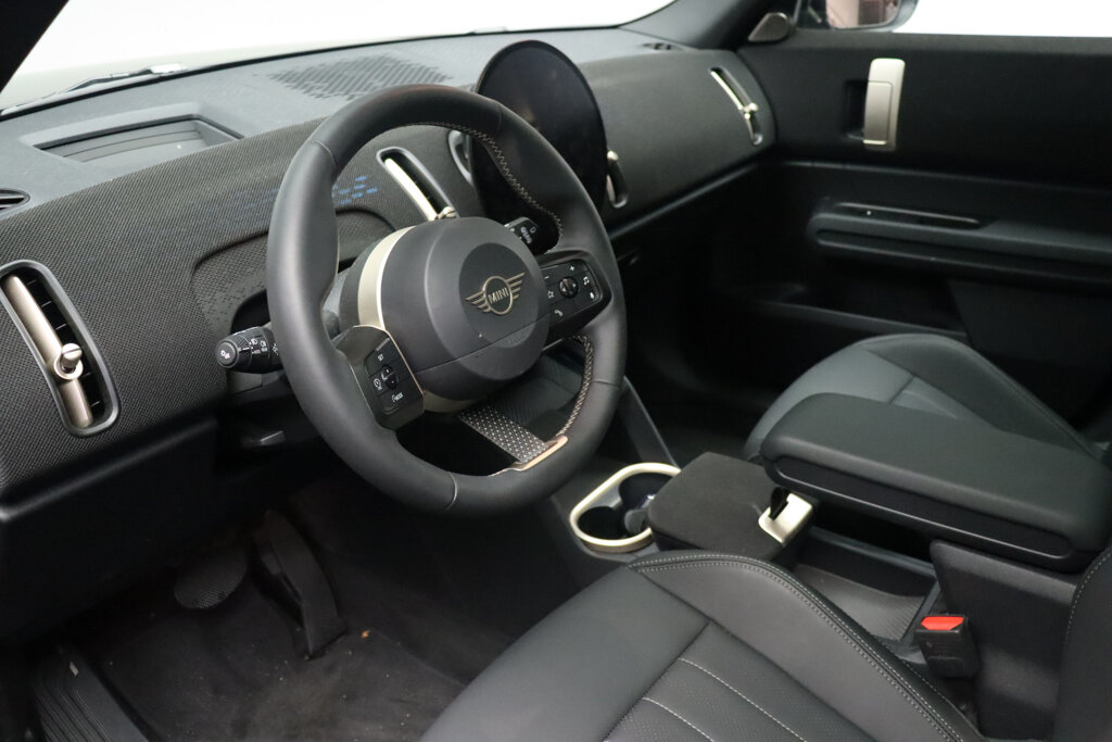 MINI Countryman 7