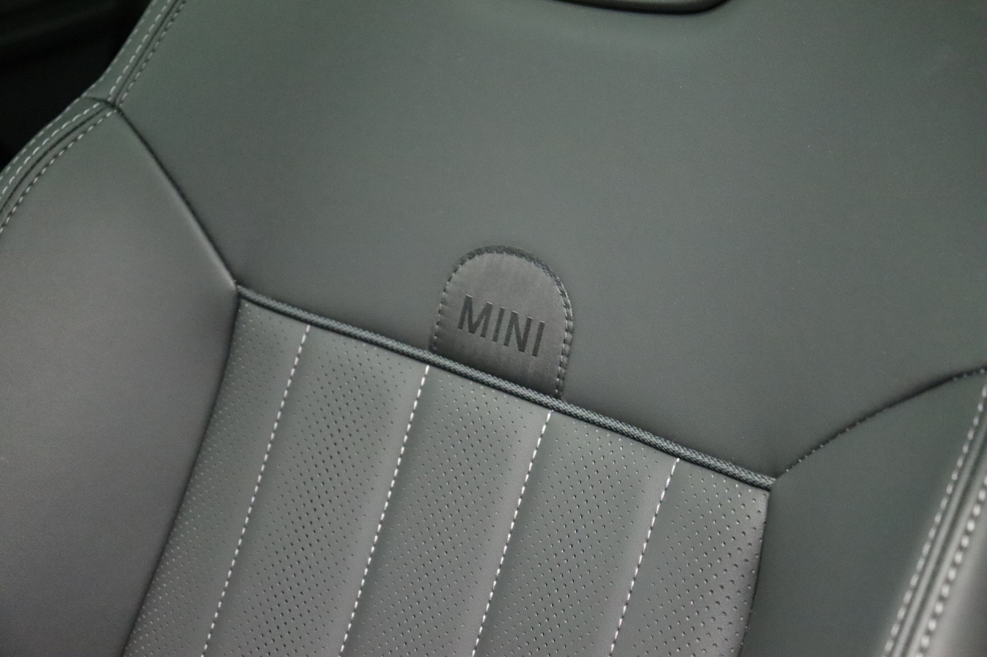 MINI Countryman 9