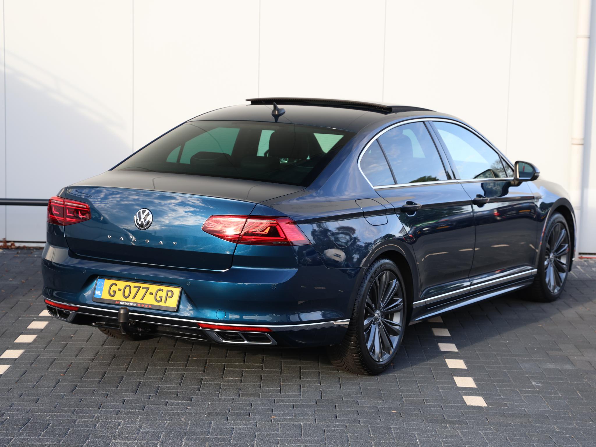 Volkswagen Passat 1.5 TSI Elegance Business R - Afbeelding 5