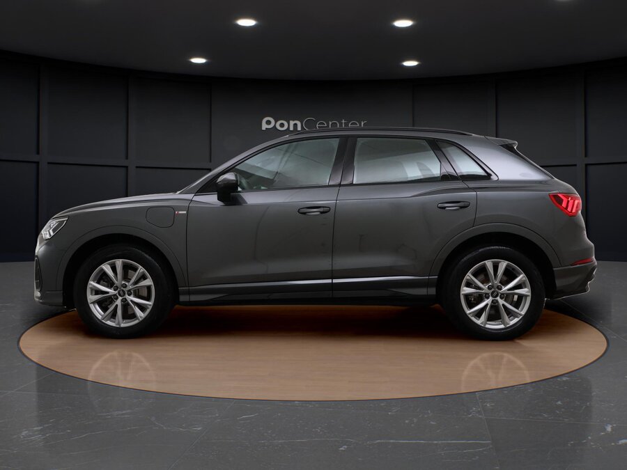 Audi Q3 45 TFSIe S-line