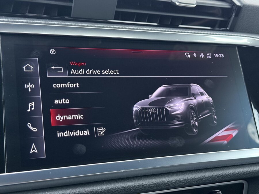 Audi Q3 45 TFSIe S-line