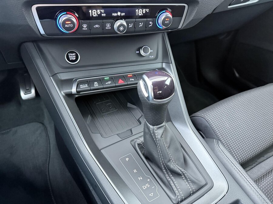 Audi Q3 45 TFSIe S-line