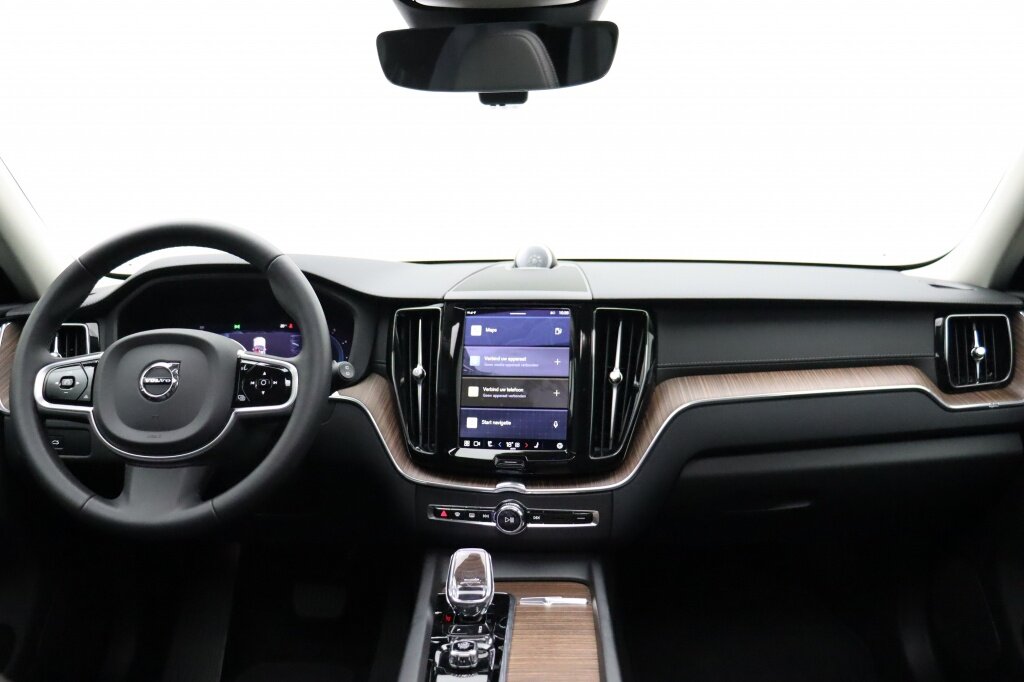 Volvo XC60 B5 AWD | Pano | Bowers & Wilkins | Massagestoelen - Afbeelding 2