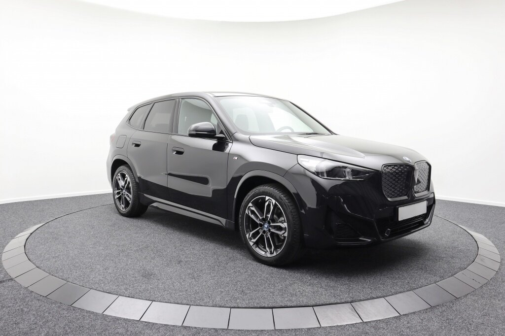BMW iX1 xDrive30 | M-Sport | Panoramadak - Afbeelding 3
