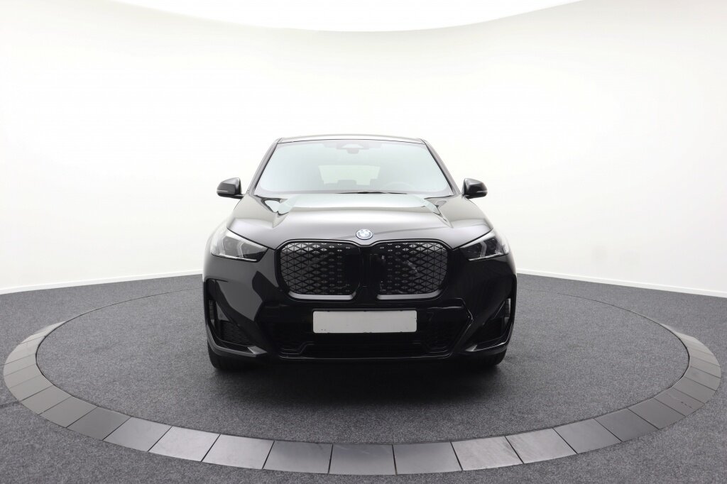 BMW iX1 xDrive30 | M-Sport | Panoramadak - Afbeelding 4