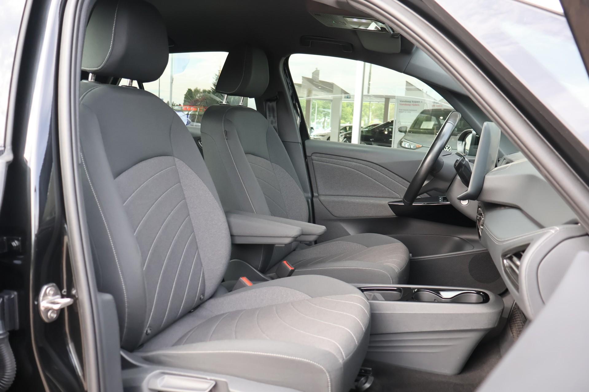 Volkswagen ID.3 170pk Pure Oranje Edition 52 kWh - Afbeelding 4