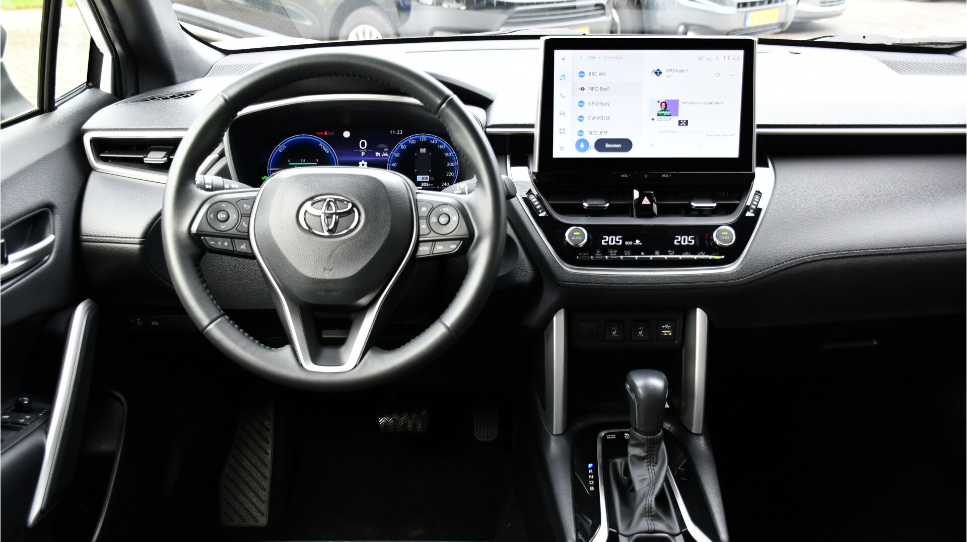 Toyota Corolla Cross 2.0 High Power Hybrid First Edition Automaat 197pk - Afbeelding 2