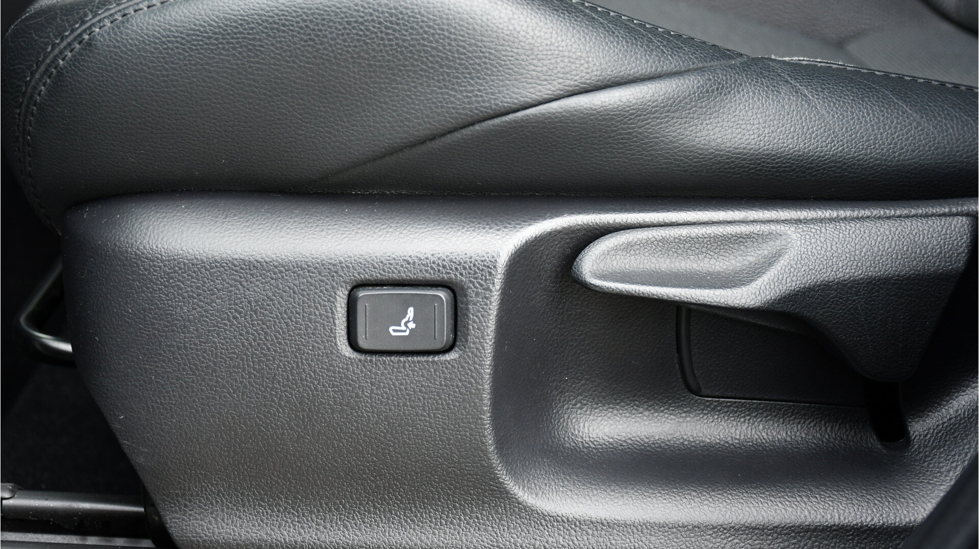 Toyota Corolla Cross 2.0 High Power Hybrid First Edition Automaat 197pk - Afbeelding 4