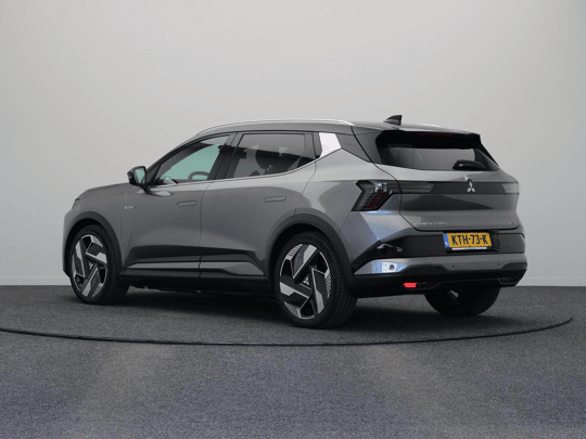 Mitsubishi Eclipse Cross Instyle 87 kWh