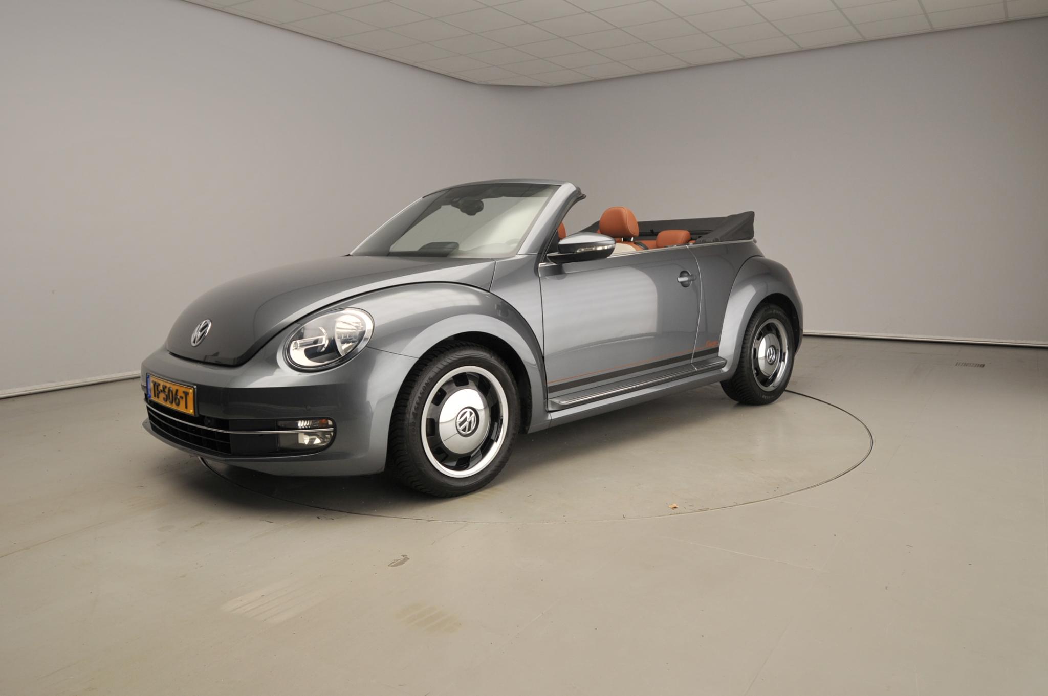 Volkswagen Beetle Cabriolet 1.2 TSI Design