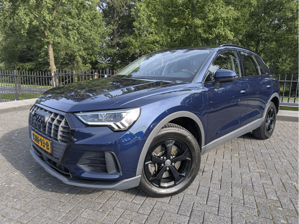 Audi Q3 Black & Blue Edition | 45e TFSi PHEV | LED | PDC | Stoelverw. | Sportstoelen | ACC | ECC | Virtual Cockp. | Carplay - Afbeelding 1
