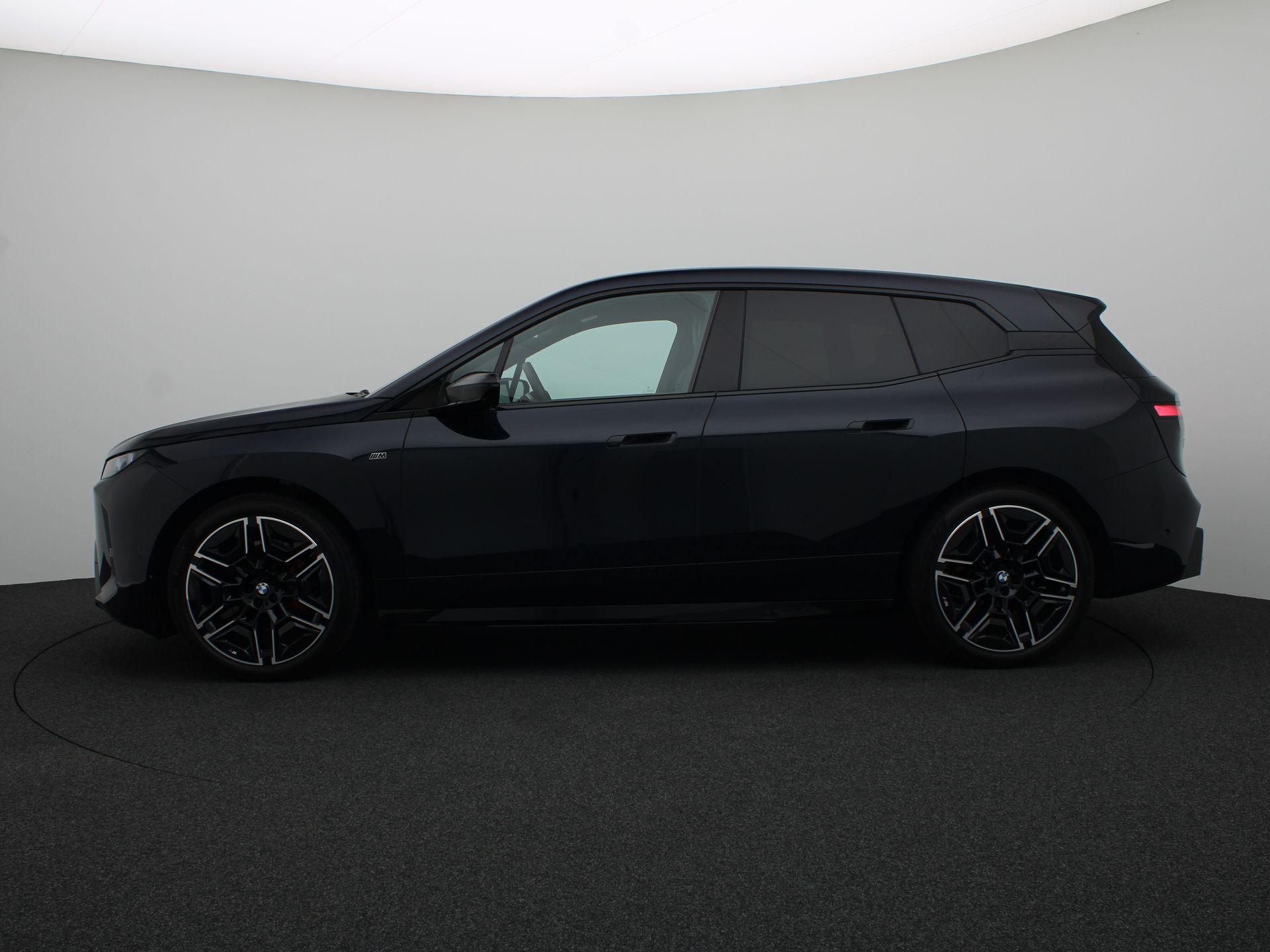 BMW iX xDrive M70 - Afbeelding 4