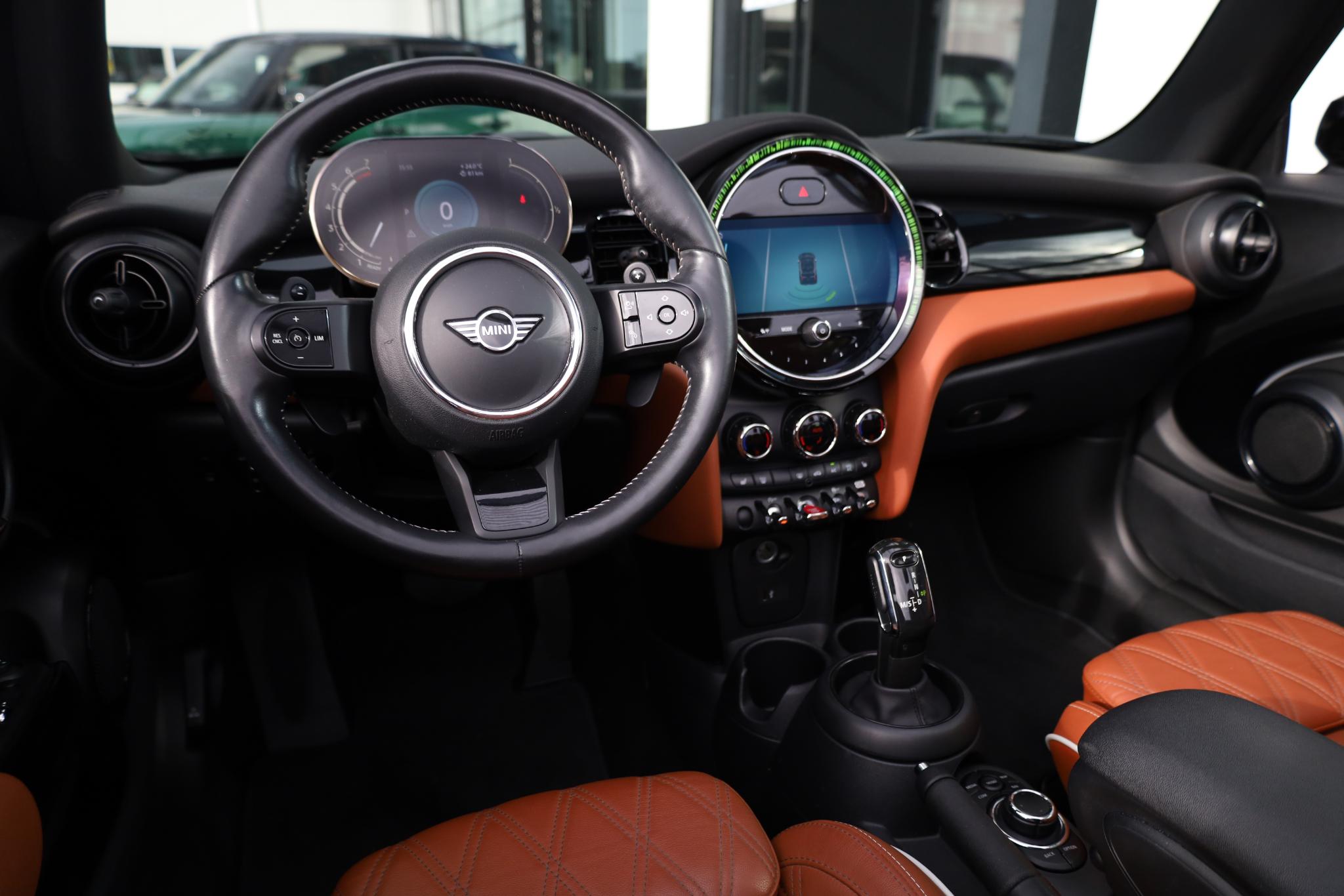 MINI Cabrio