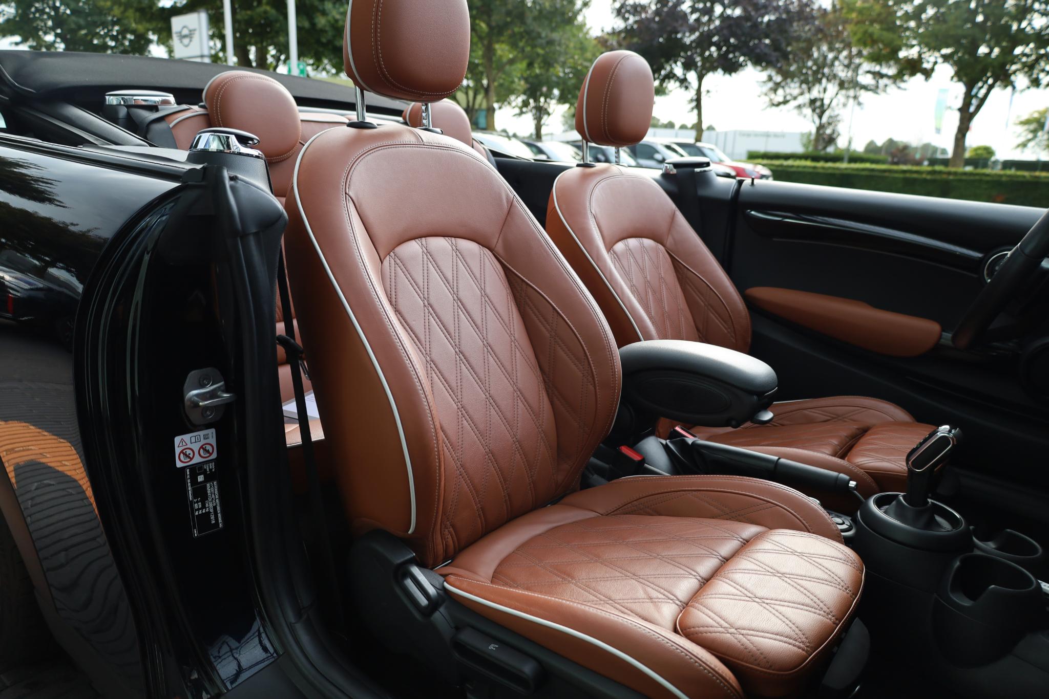 MINI Cabrio