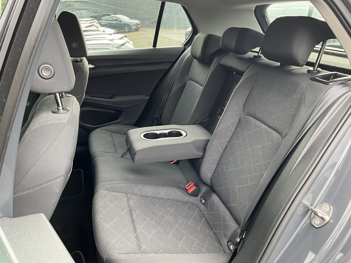 Volkswagen Golf 1.5 TSI 131PK Life Business | LED | Stuur- stoelverw. | ACC | Climate | AppConnect | PDC - Afbeelding 5