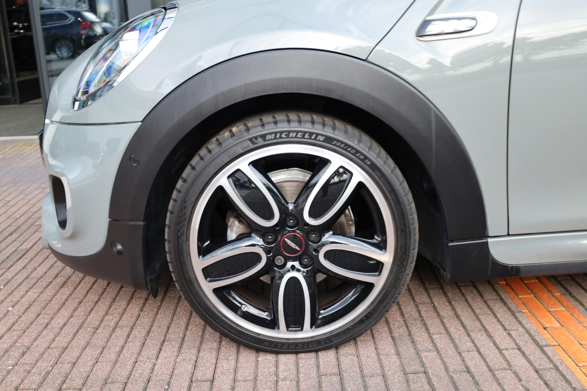 MINI 3-Deurs Cooper - Afbeelding 4