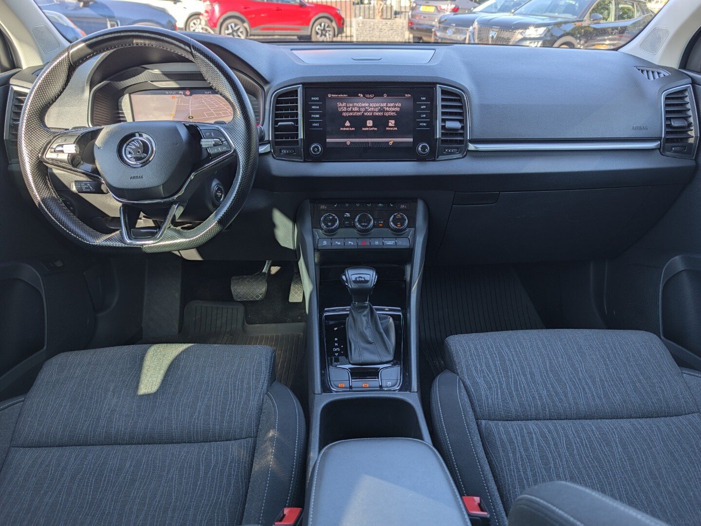 Škoda Karoq 1.5 TSI | 150PK | PDC | Camera | Virtual | Navi | ACC | ECC | Stoelverw. | + zomerset - Afbeelding 2