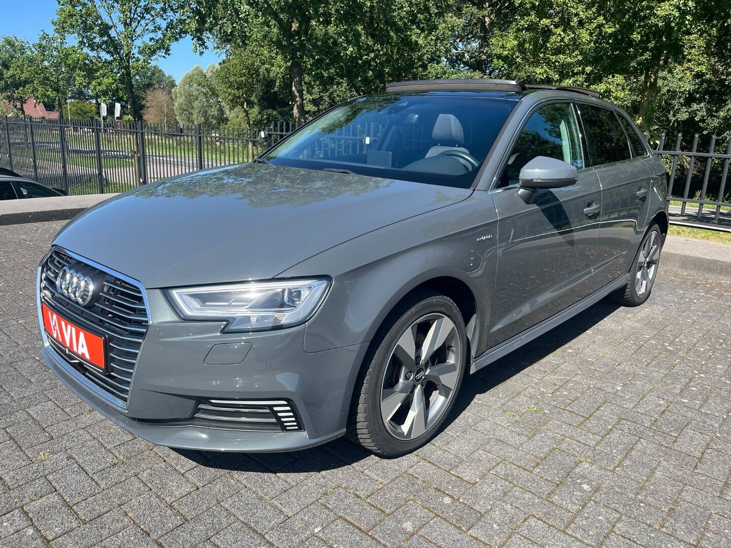 Audi A3 Sportback E-Tron 40 e-TFSI PHEV | Pano | Navi | Stoelverw. | PDC | Climate | LED | BTW auto! - Afbeelding 1