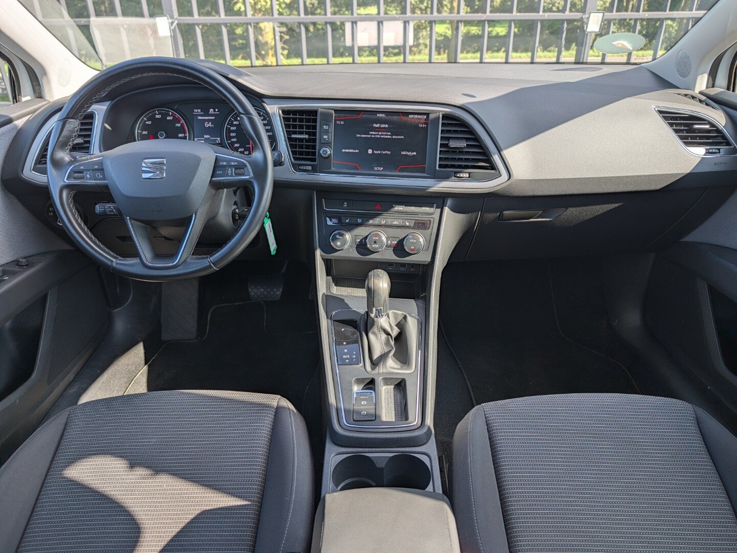 SEAT Leon 1.5 TSI 150PK | Trekhaak | Camera | ACC | Stoelverw. | Climate Control | LED - Afbeelding 2