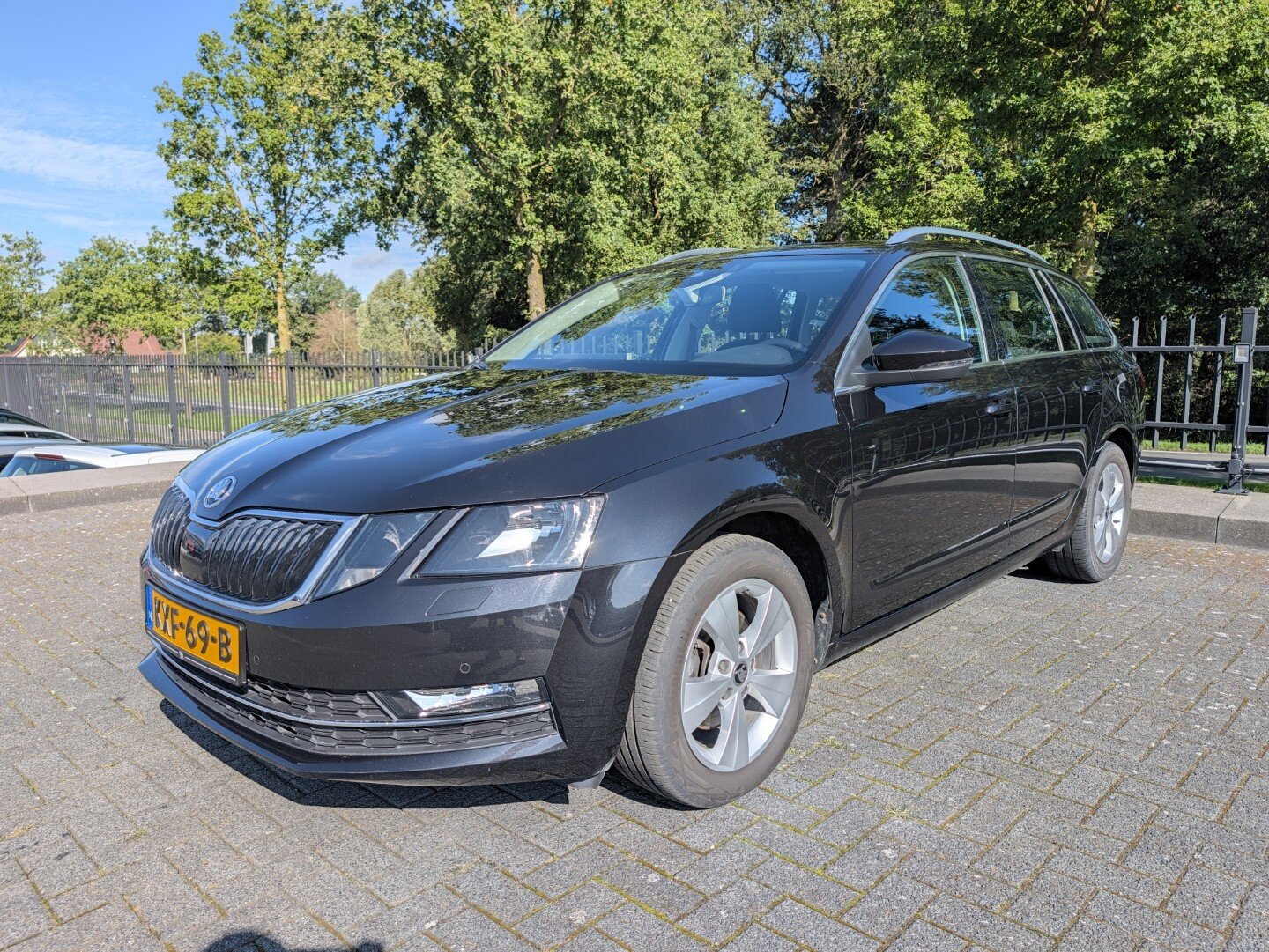 Škoda Octavia Combi 1.5 TSI 150PK | Trekhaak | Carplay | Camera | ACC | Stoelverw. | Climate Control | LED - Afbeelding 1
