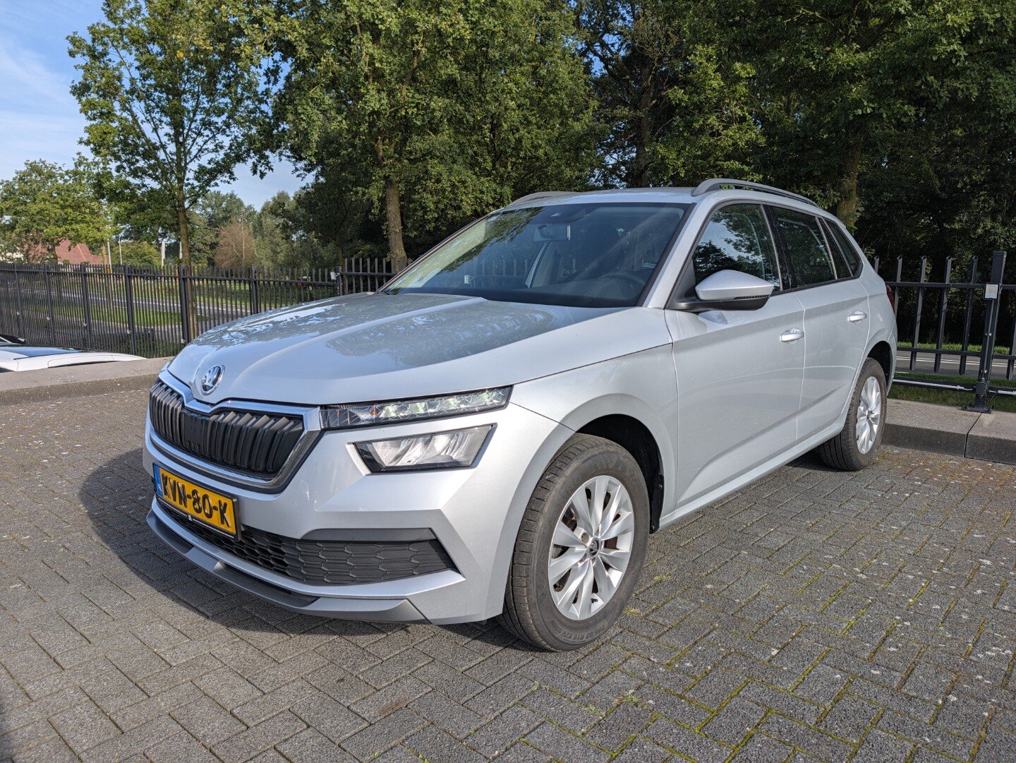 Škoda Kamiq 1.5 TSI | 150PK | Ambition | Trekhaak | Smartlink+ | LED | Camera | PDC | ACC | ECC | Stoelverw. | 16" LM | - Afbeelding 1