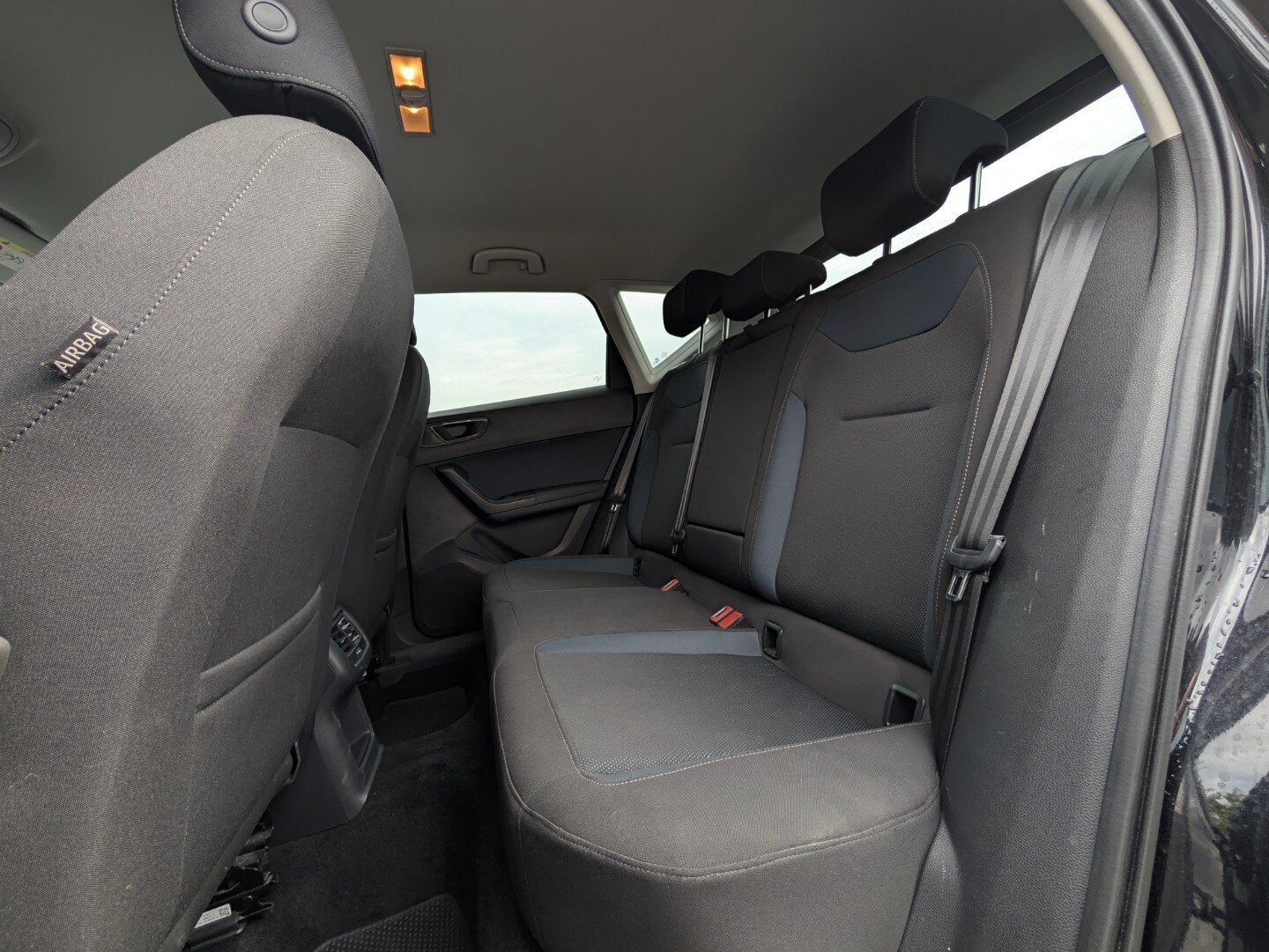 SEAT Ateca 1.5 TSI | 150PK | SPORT | Trekhaak | Stoelverw. | Tiptronic | Cruise Control | PDC | LED | Climate Control | - Afbeelding 5