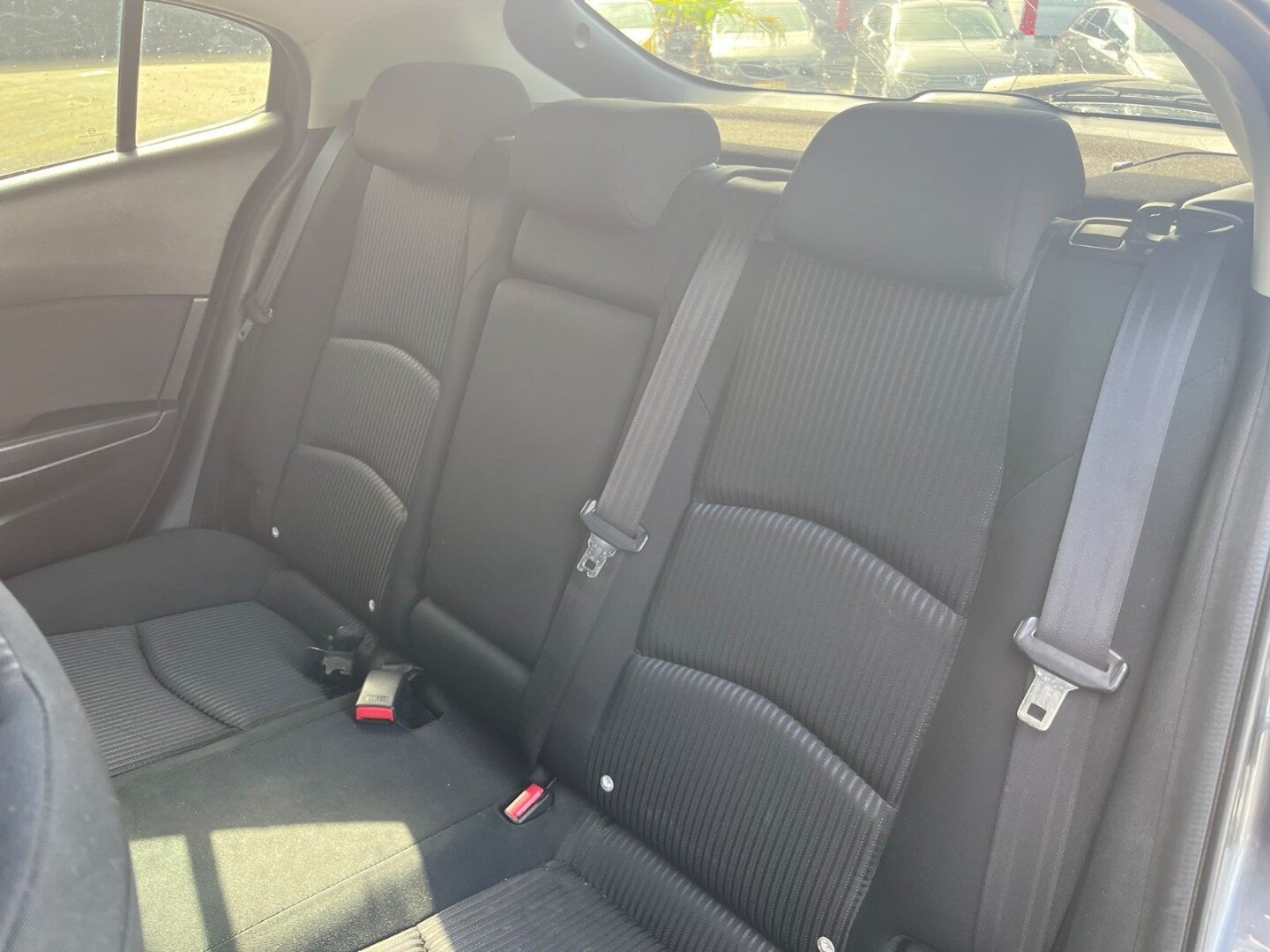 Mazda 3 1.5 101PK | Trekhaak | Navi | PDC | Stoelverw. | Climate Control - Afbeelding 5
