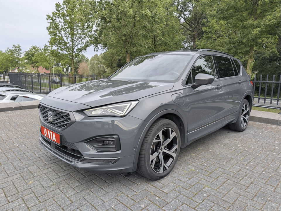 SEAT Tarraco FR e-Hybrid 1.4 245PK | Trekhaak | Pano | Stoelverw. | Climate | ACC | PDC | LED | Camera - Afbeelding 1