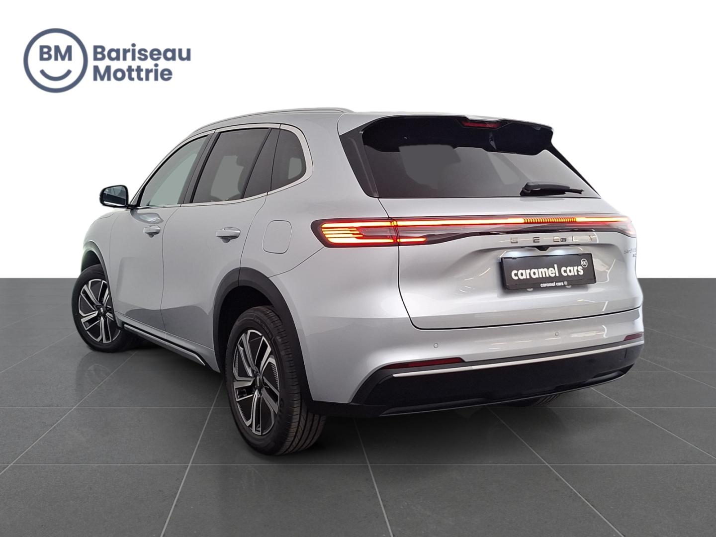 Geely Starray EM-i EM-i PRO PHEV*LEDER*ZETELVERWARMING*360° CAMERA*DAB*GPS*CARPLAY*SENSOREN ACHTER* - Afbeelding 4
