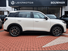 Leapmotor B03X B03X EV ProMax 53kWh 197PK Automaat Design NIEUW, Rijklaarprijs | Adaptieve Cruise Control | Stoelverwarming | Stuurverwarming | 360 Camera - Afbeelding 3