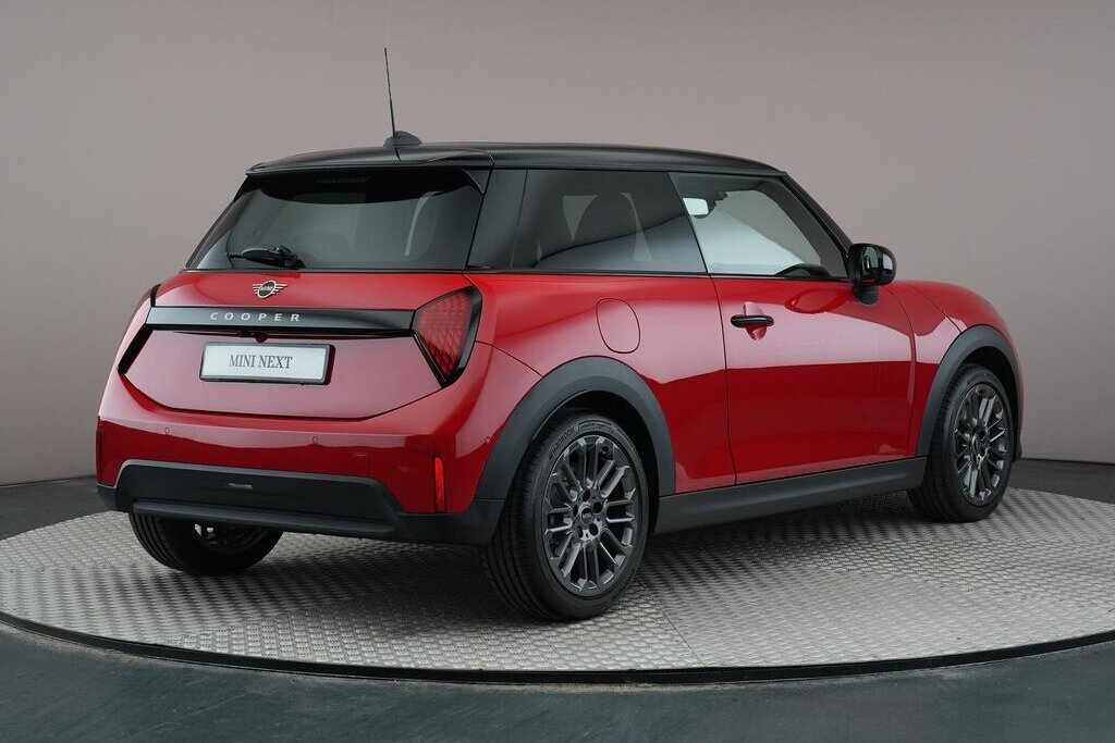 MINI 3-Deurs 12