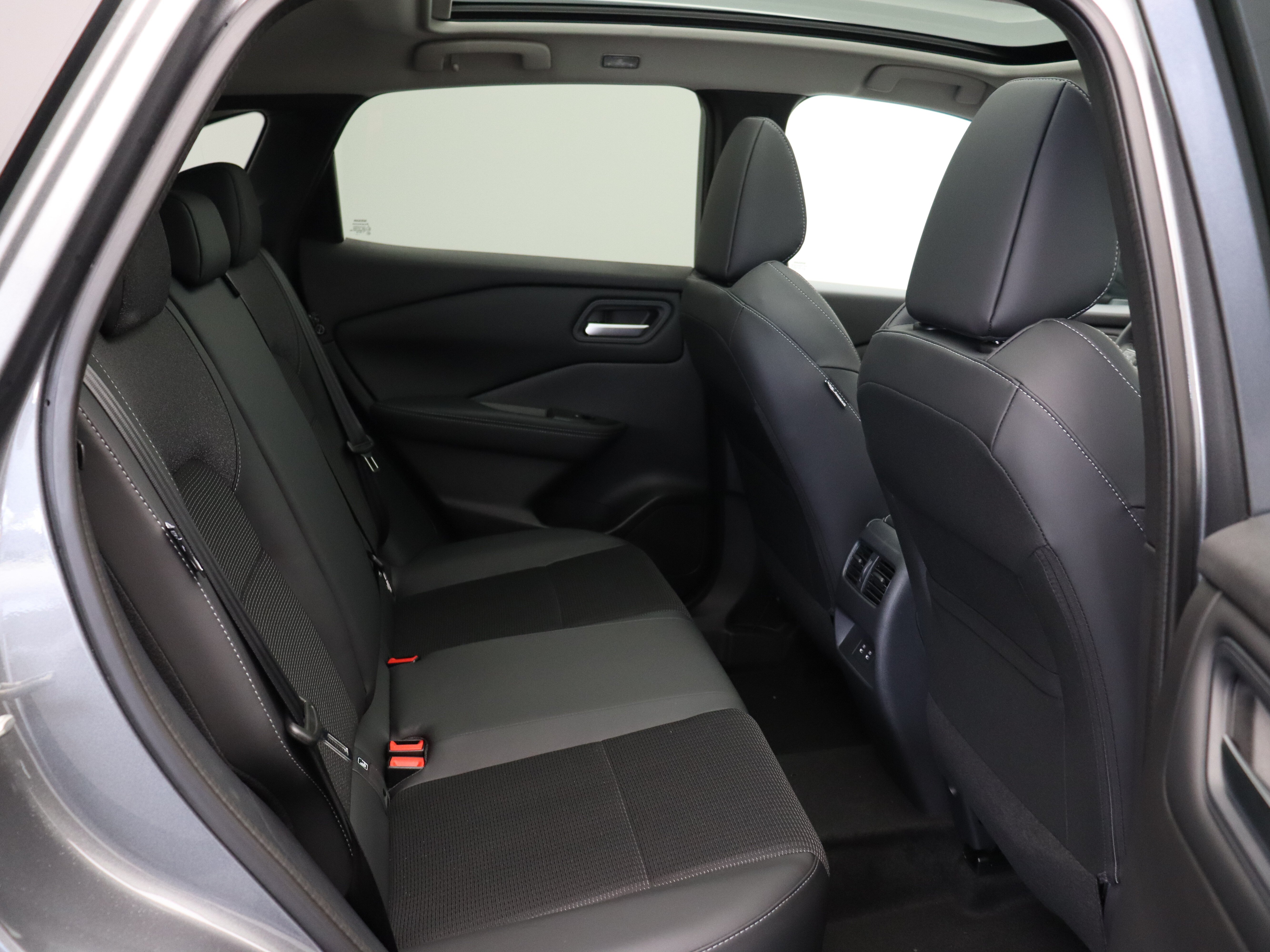 Nissan QASHQAI N-Connecta + Panoramisch glazen dak + Cold Pack Mild-Hybrid 158 Xtronic - Afbeelding 9