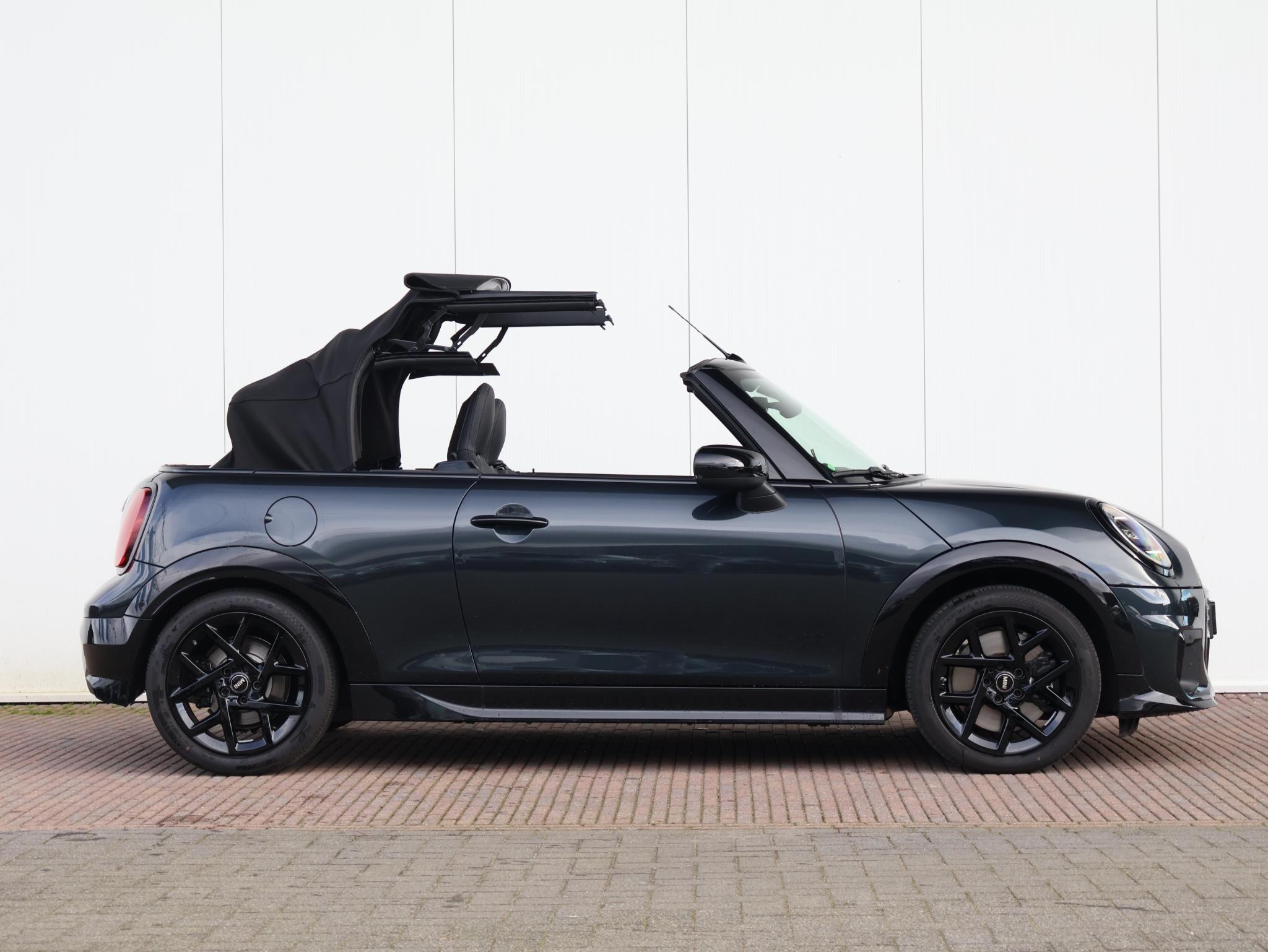 MINI Cabrio