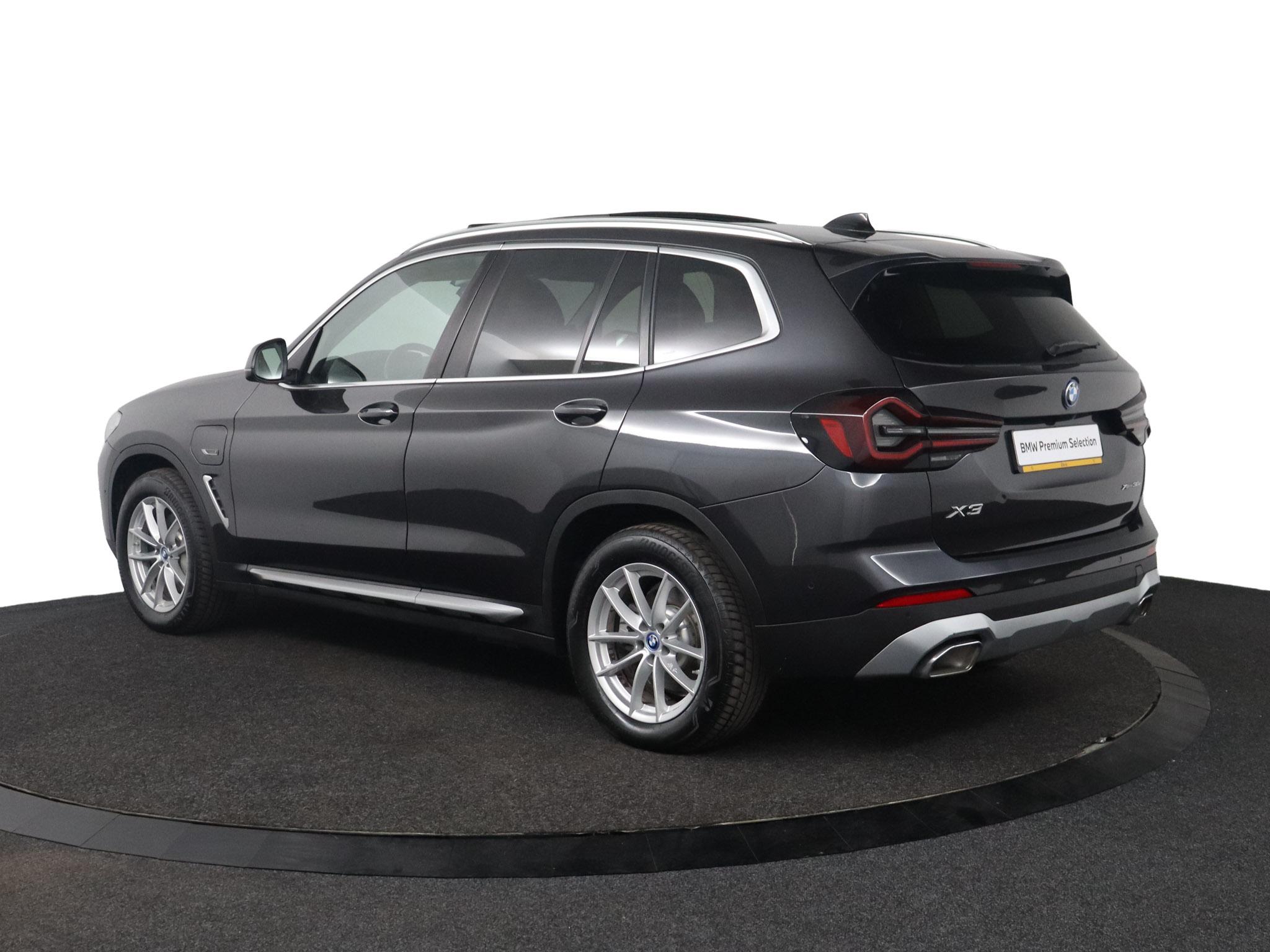 BMW X3 xDrive30e High Executive - Afbeelding 4