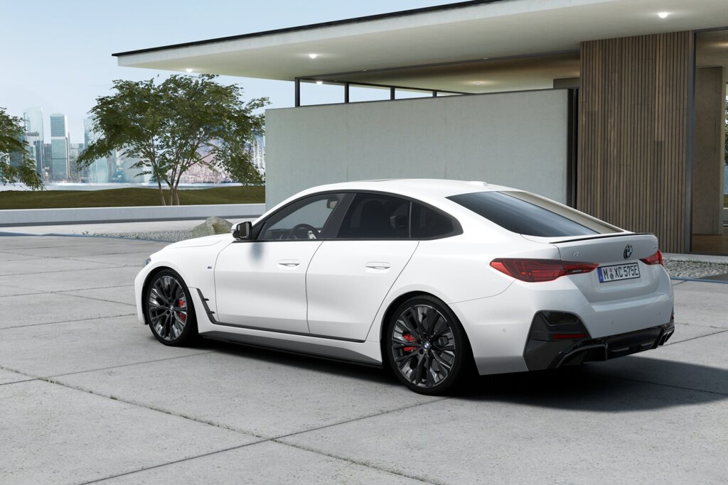 BMW i4 2
