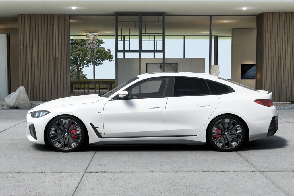 BMW i4 5