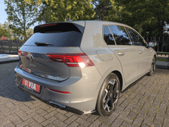 Volkswagen Golf 1.5 eTSI 150PK R-Line | Half leder | ACC | Camera | AppConnect | Stoelverw. | LED | Climate Control - Afbeelding 3