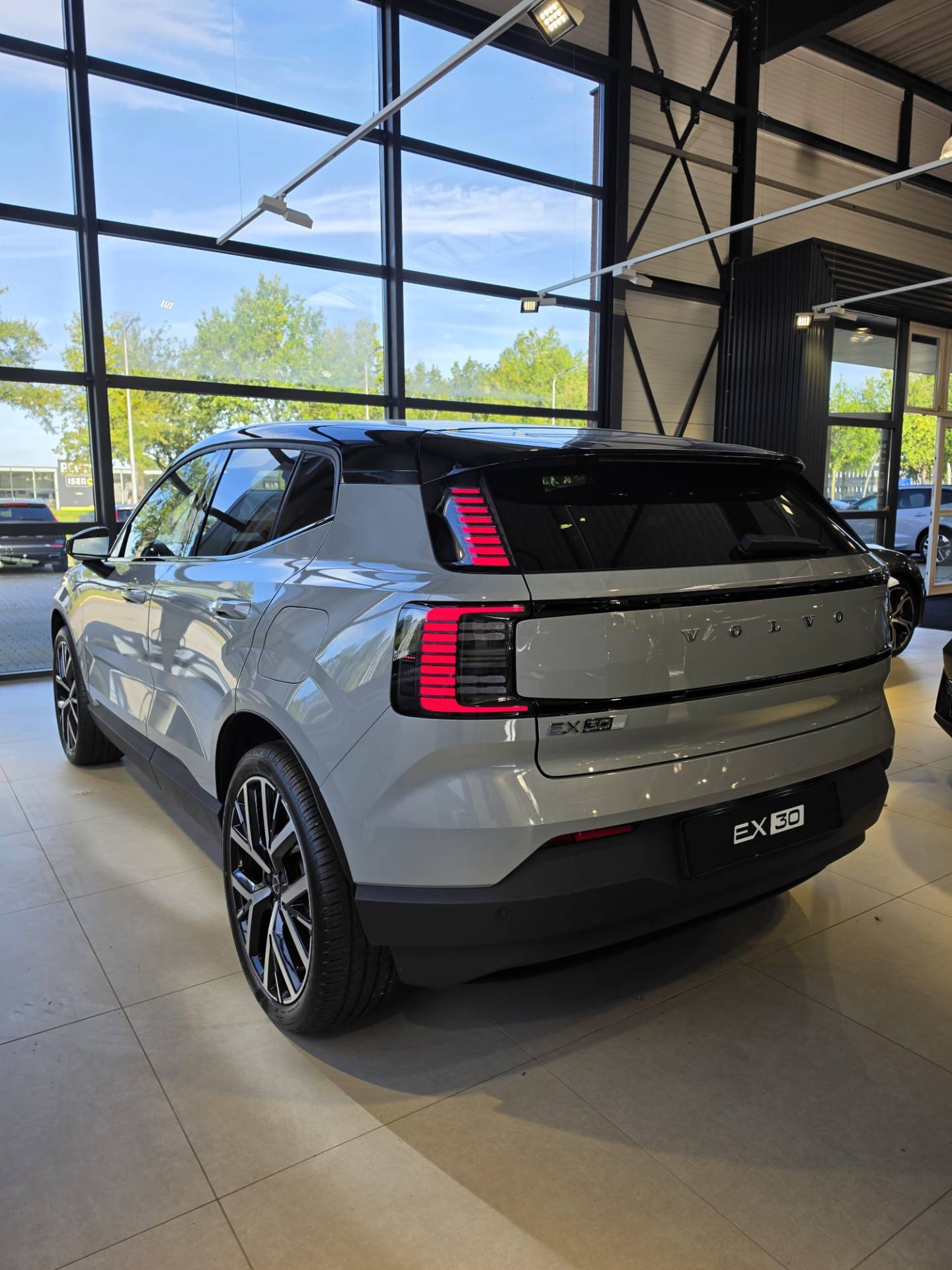 Volvo EX30 P5 Long Range Plus Europa 69 kWhe Plus Europa 69 kWh - Afbeelding 5