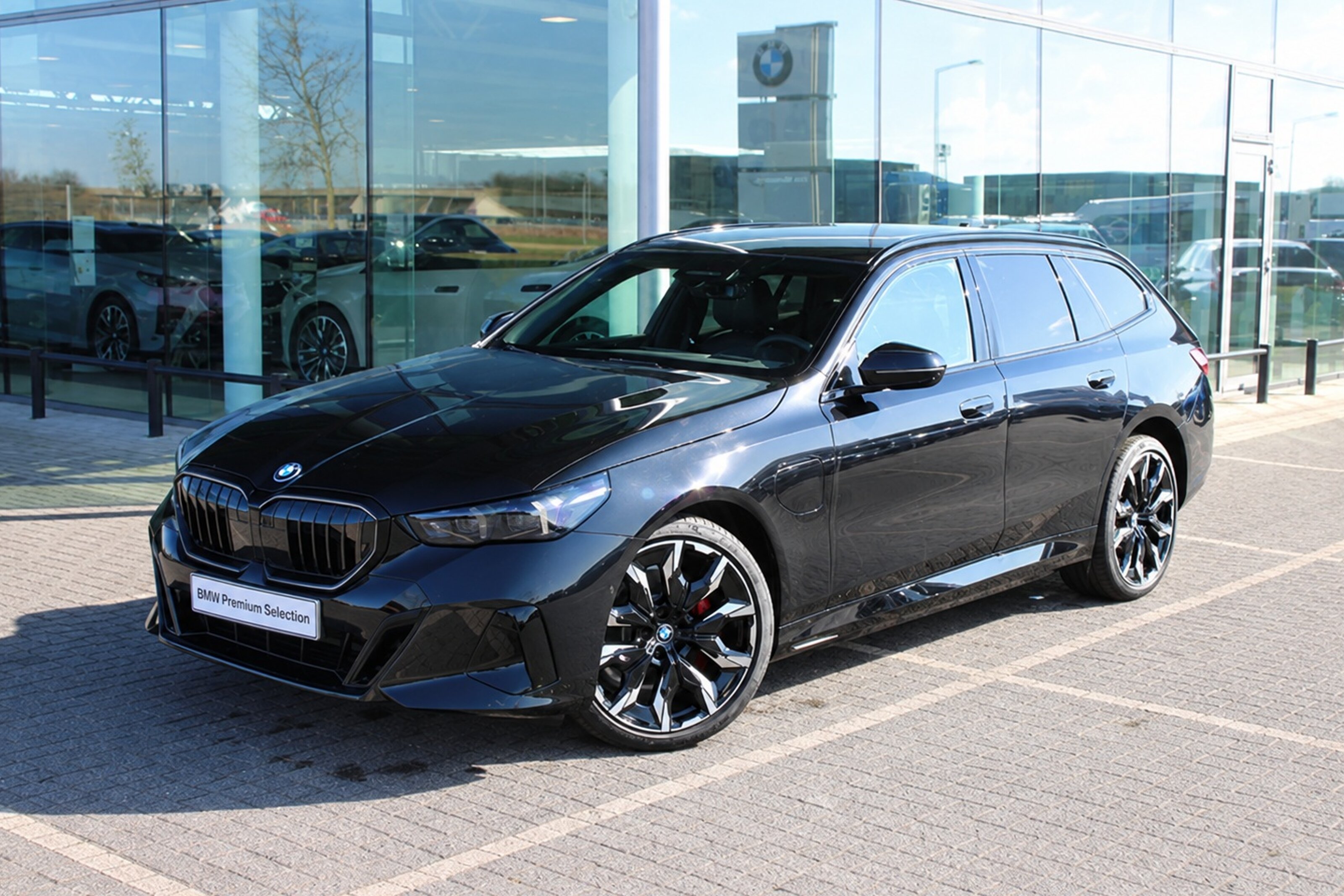 BMW 5 Serie Touring 530e M Sport Automaat