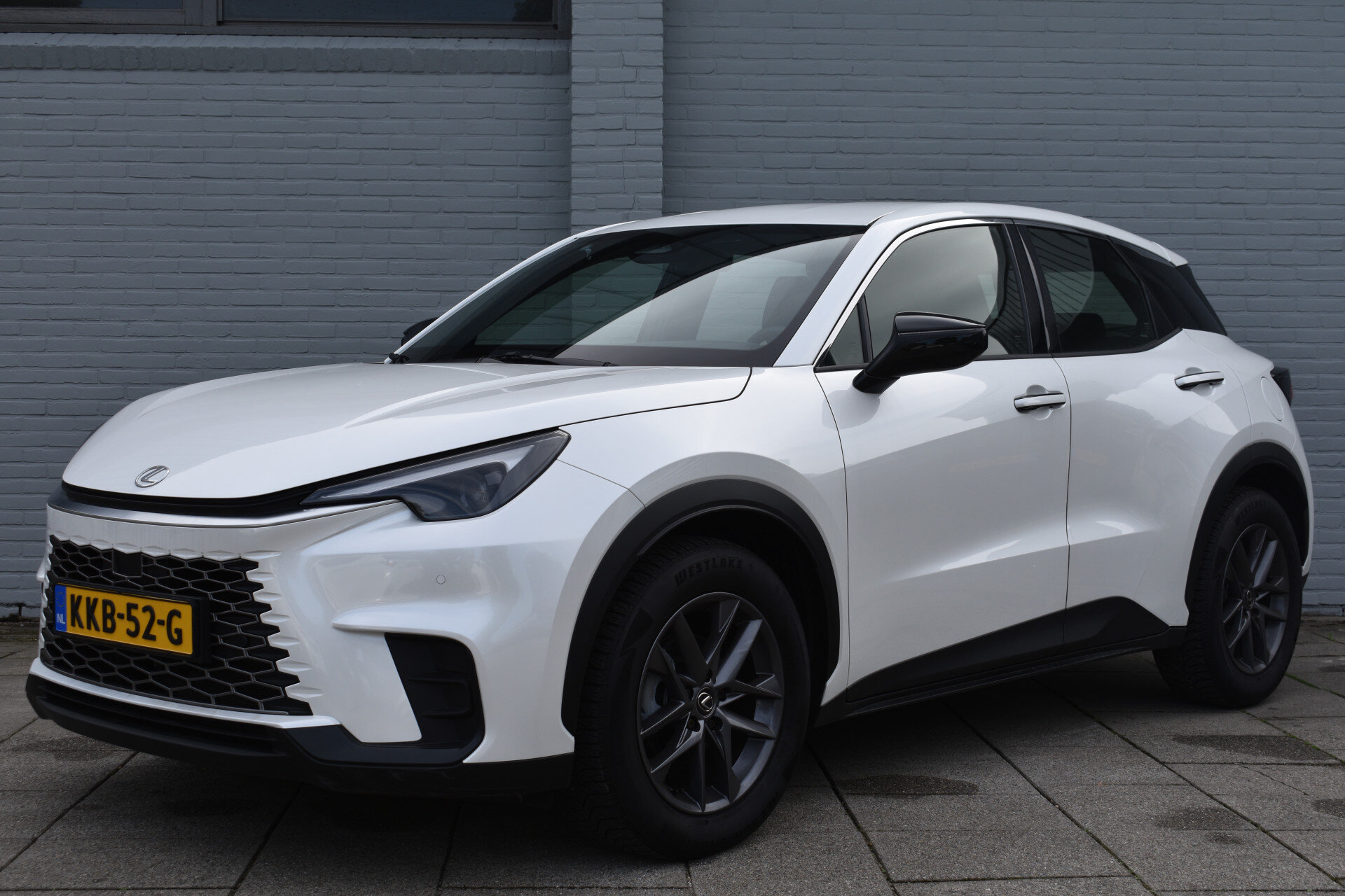 Lexus LBX Business Line 2WD Limited Automaat 136pk