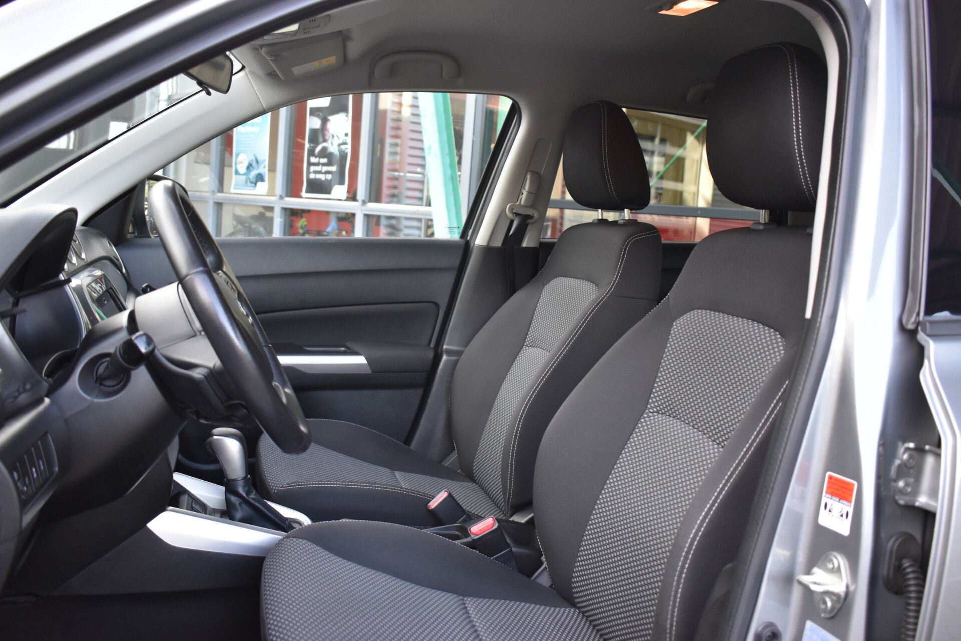 Suzuki Vitara 1.6 Exclusive Automaat 120pk - Afbeelding 2