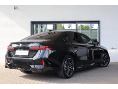 BMW 5 Serie Sedan 530e - Afbeelding 2