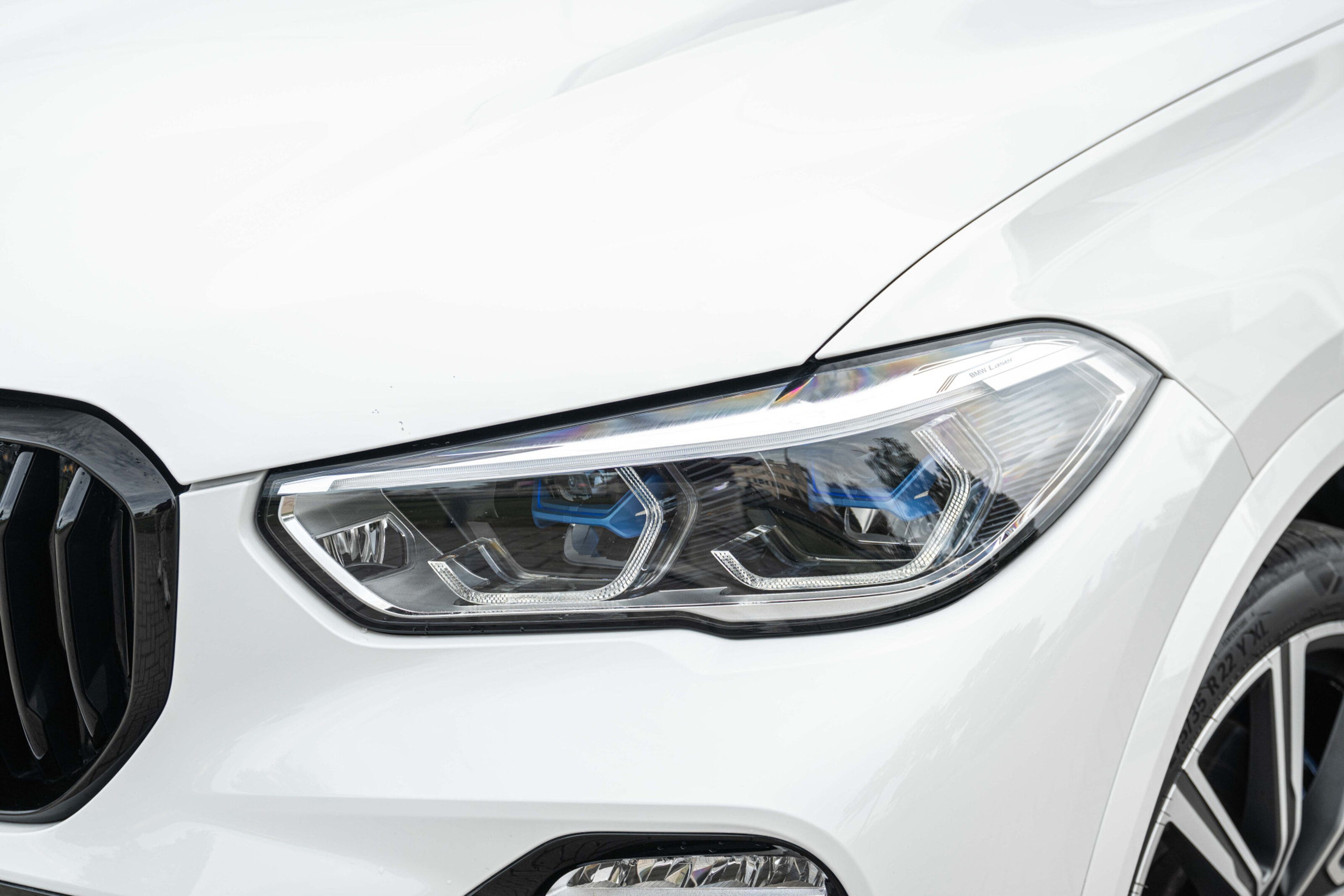 BMW X5 8