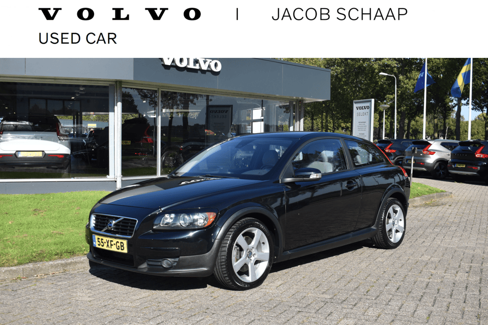 Volvo C30 2.4i 170PK Momentum - Afbeelding 1